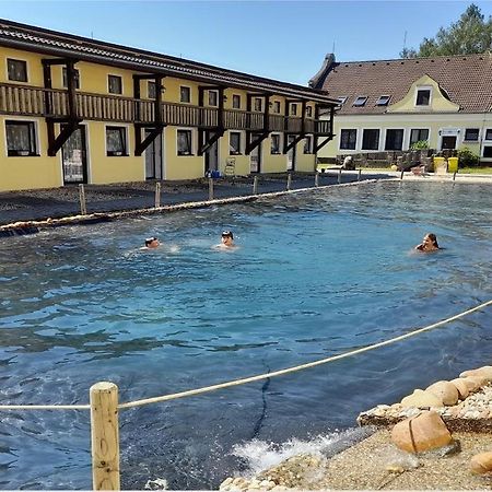 Blatsky Dvur Aparthotel Veselí nad Lužnicí Buitenkant foto