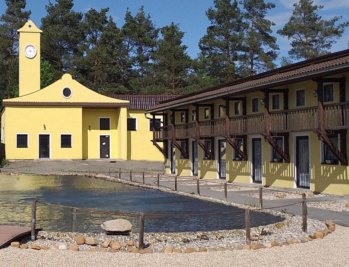 Blatsky Dvur Aparthotel Veselí nad Lužnicí Buitenkant foto